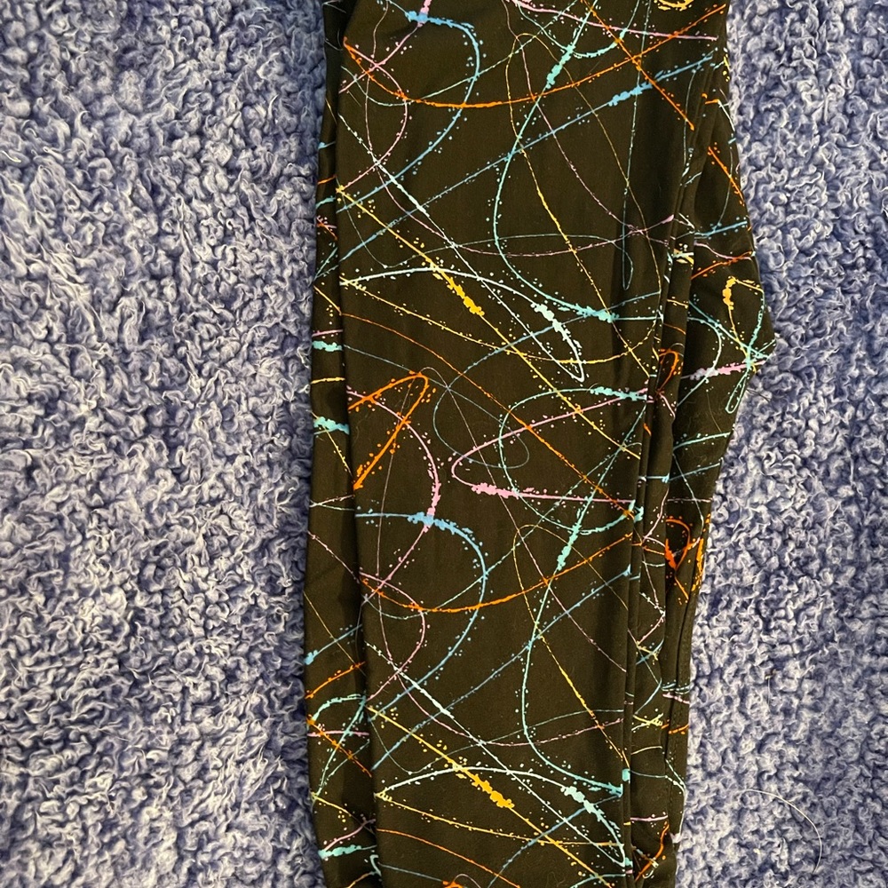 NWT Buttery Soft One Size Leggings - Picture 13 of 16